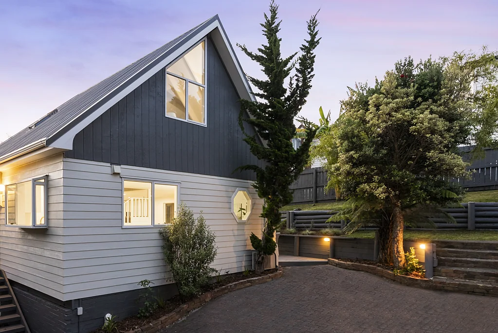 2/56 Lavery Place, Sunnynook, North Shore City, Auckland