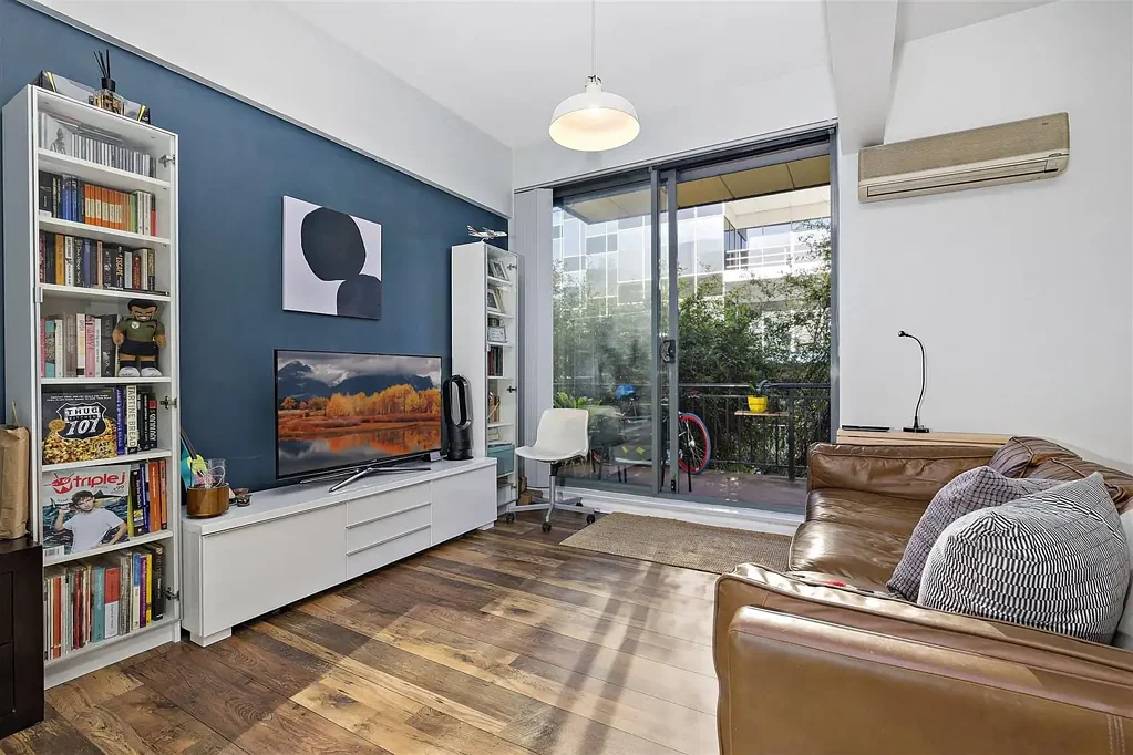 Well Positioned Studio Apartment with Balcony & Parking
