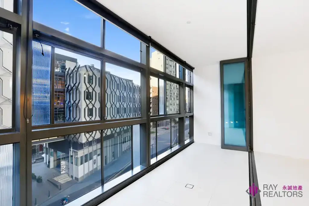 Modern Two Bedroom Apartment with Resort-Style Living in Chippendale