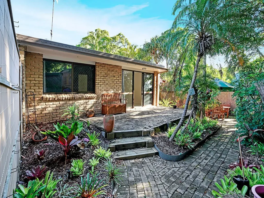Prime Location, Coastal Comfort :: Applications closed