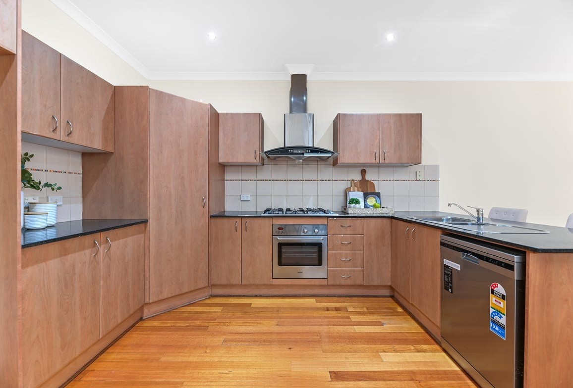 98 WEMBLEY AV, YARRAVILLE VIC 3013, 0部屋, 0バスルーム, Townhouse