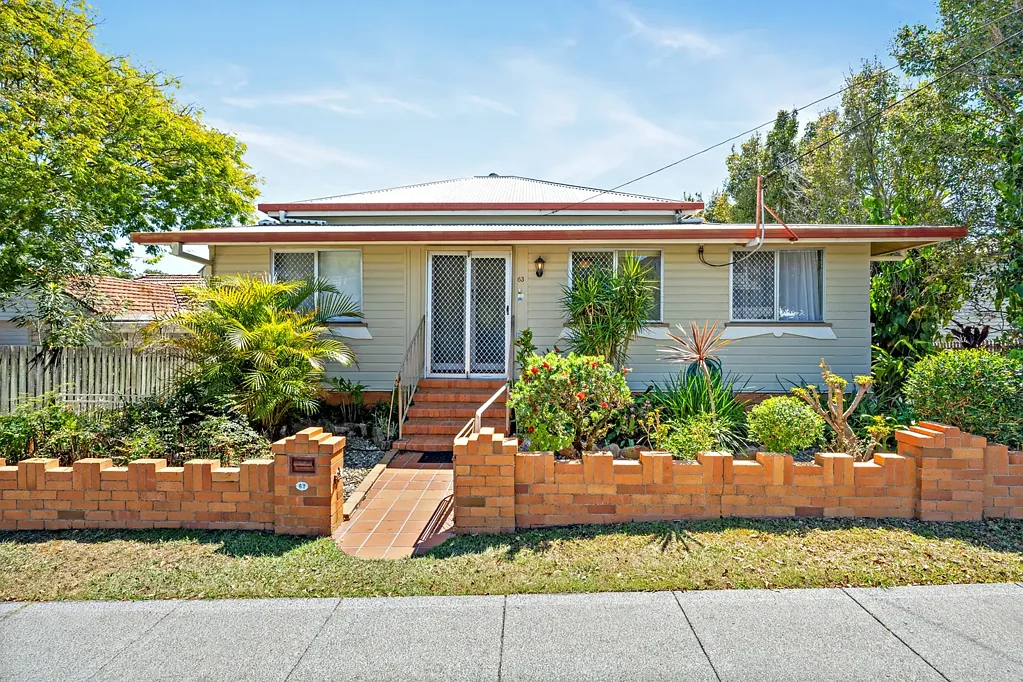 63 Leslie Street, Bardon, QLD 4065