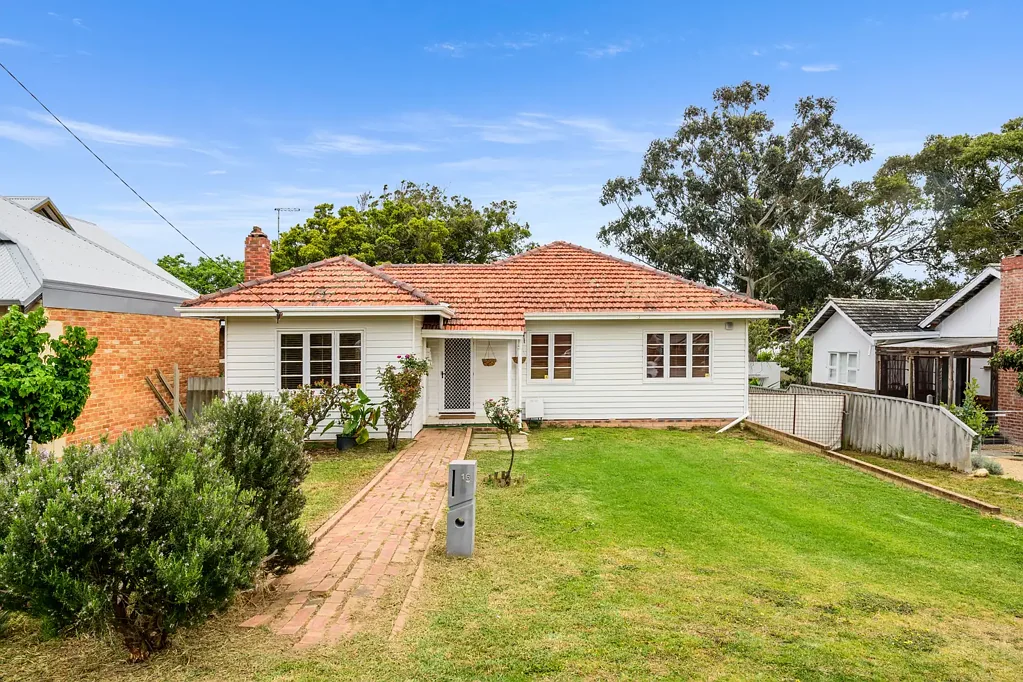 Hamilton Hill 3कमरा Charming Character Home in a Convenient Hamilton Hill Location