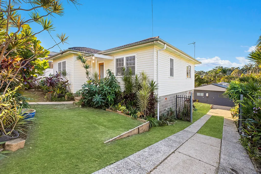 62 Azalea Avenue, Coffs Harbour, NSW 2450