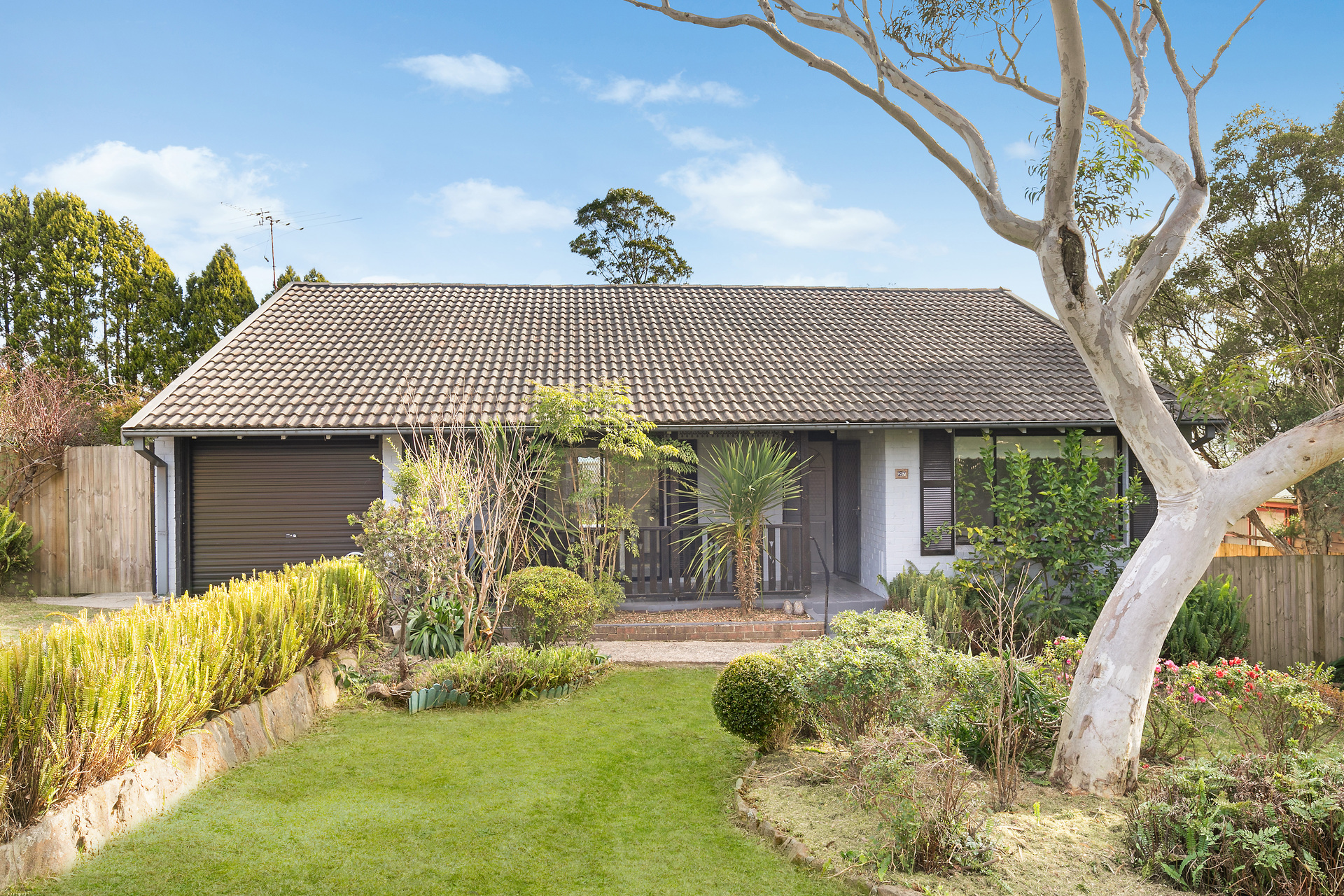 27 TABLELAND RD, WENTWORTH FALLS NSW 2782, 0部屋, 0バスルーム, House