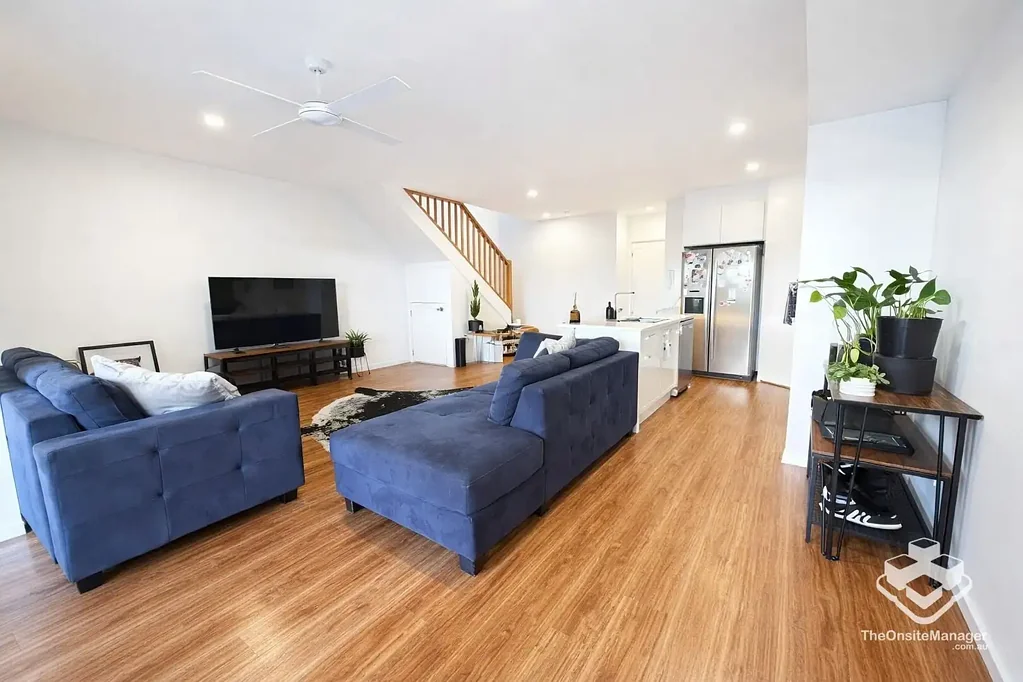 Stylish Townhouse - Close to the Beach