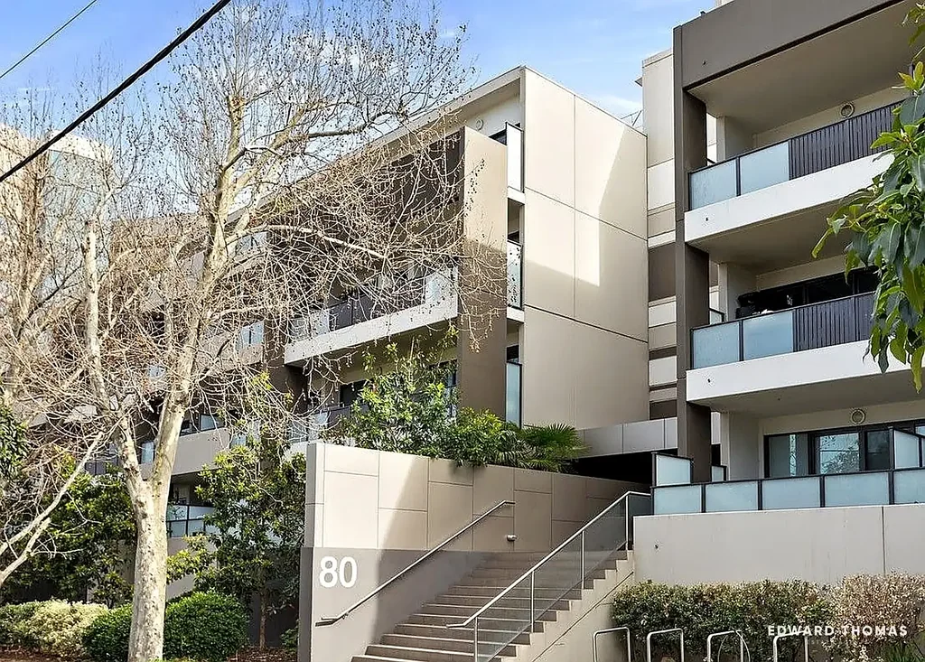 Light-Filled Living in Kensington’s Most Connected Pocket