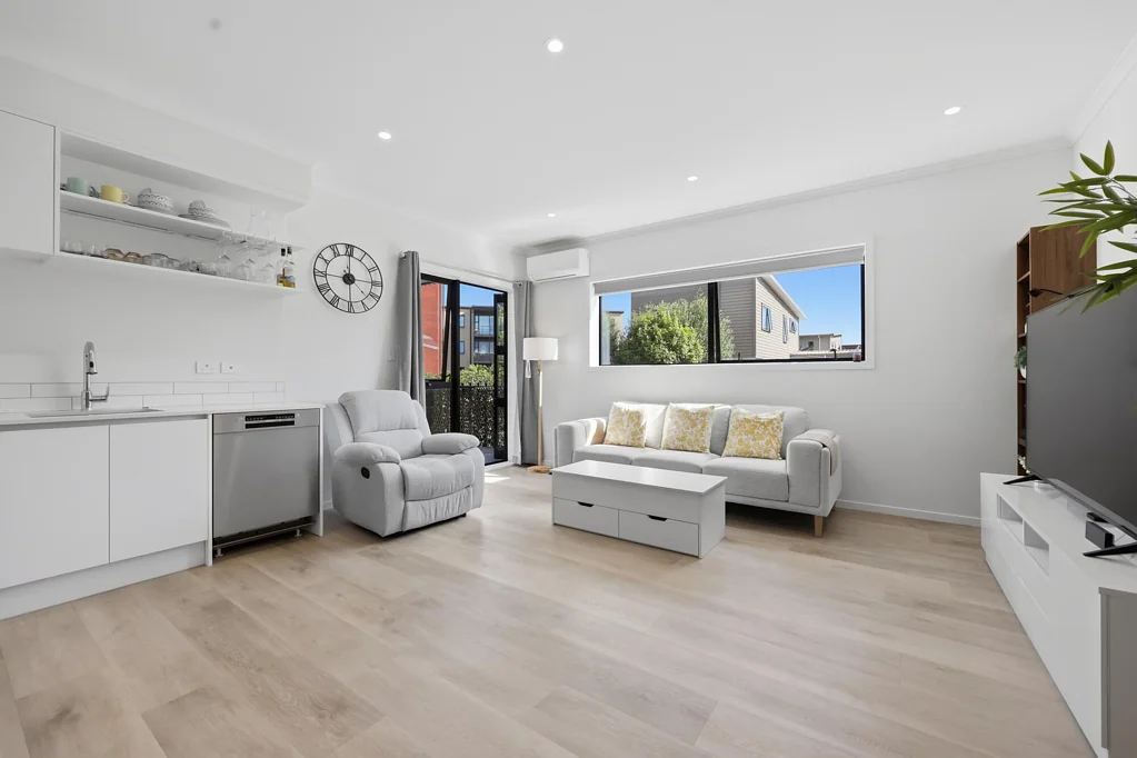 Northcote 2房  Premium Grd Floor. Best in Block. 2024 Build
