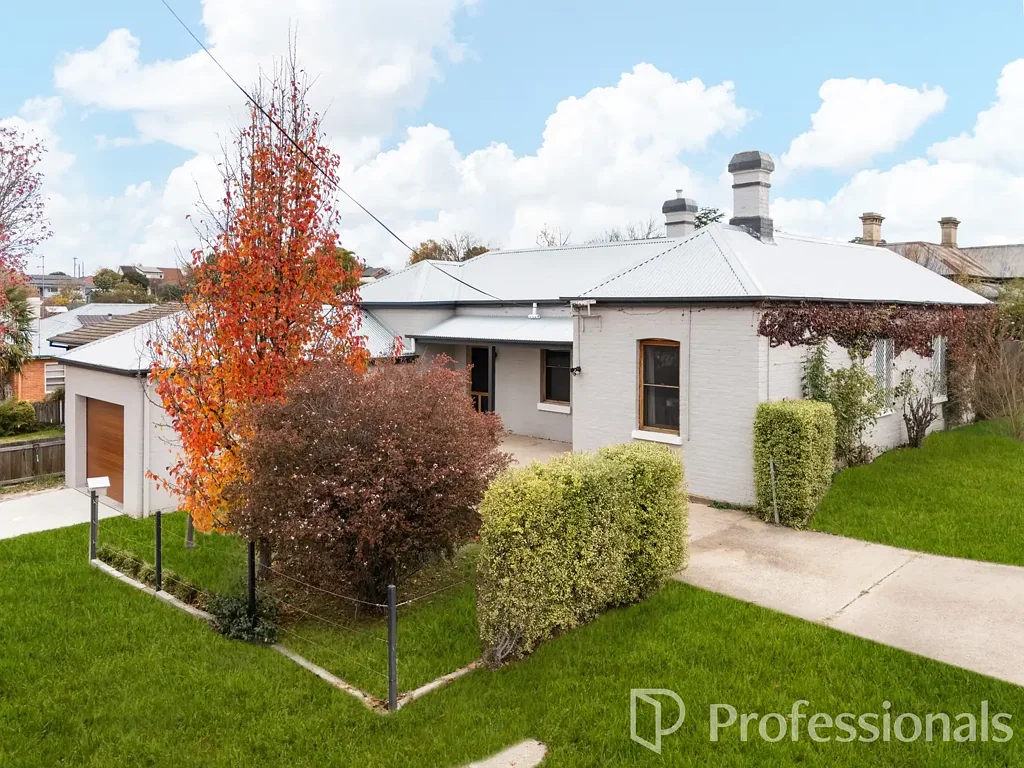 209 Peel Street, Bathurst, NSW 2795
