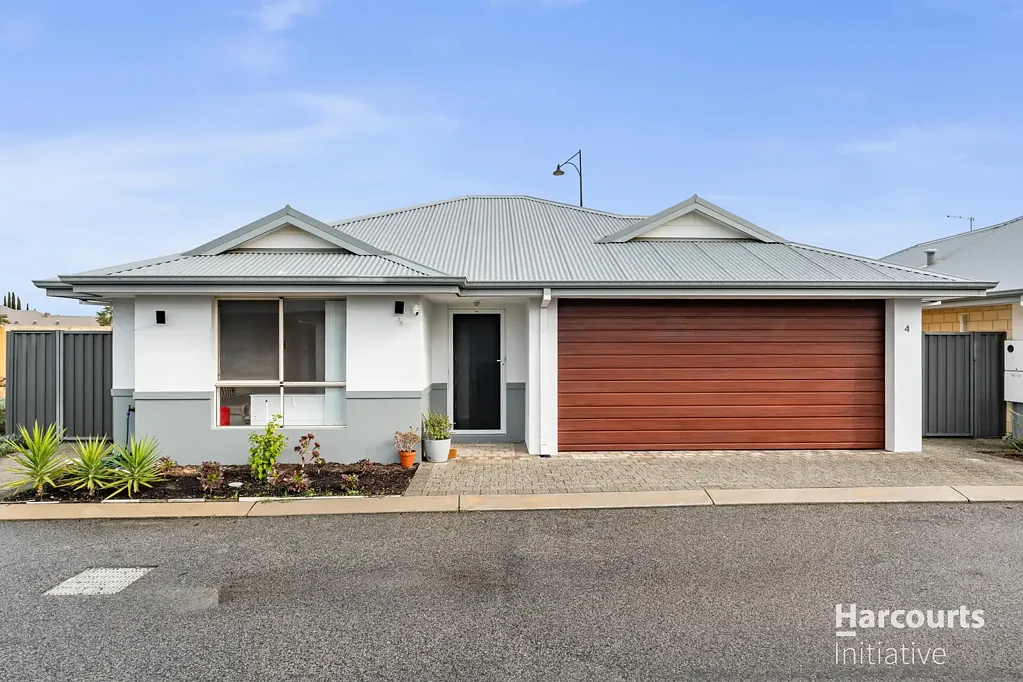 Aveley 3房  Comfortable Living with a Practical Design