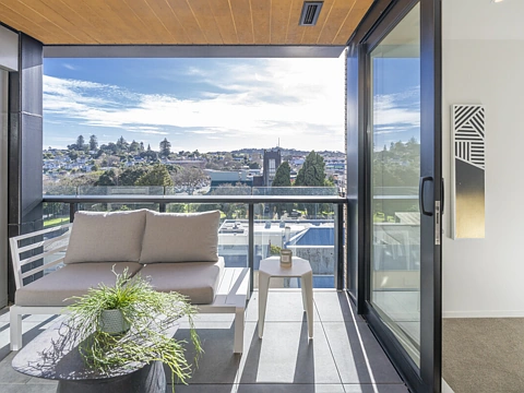 Onehunga 1房  Space and Versatility