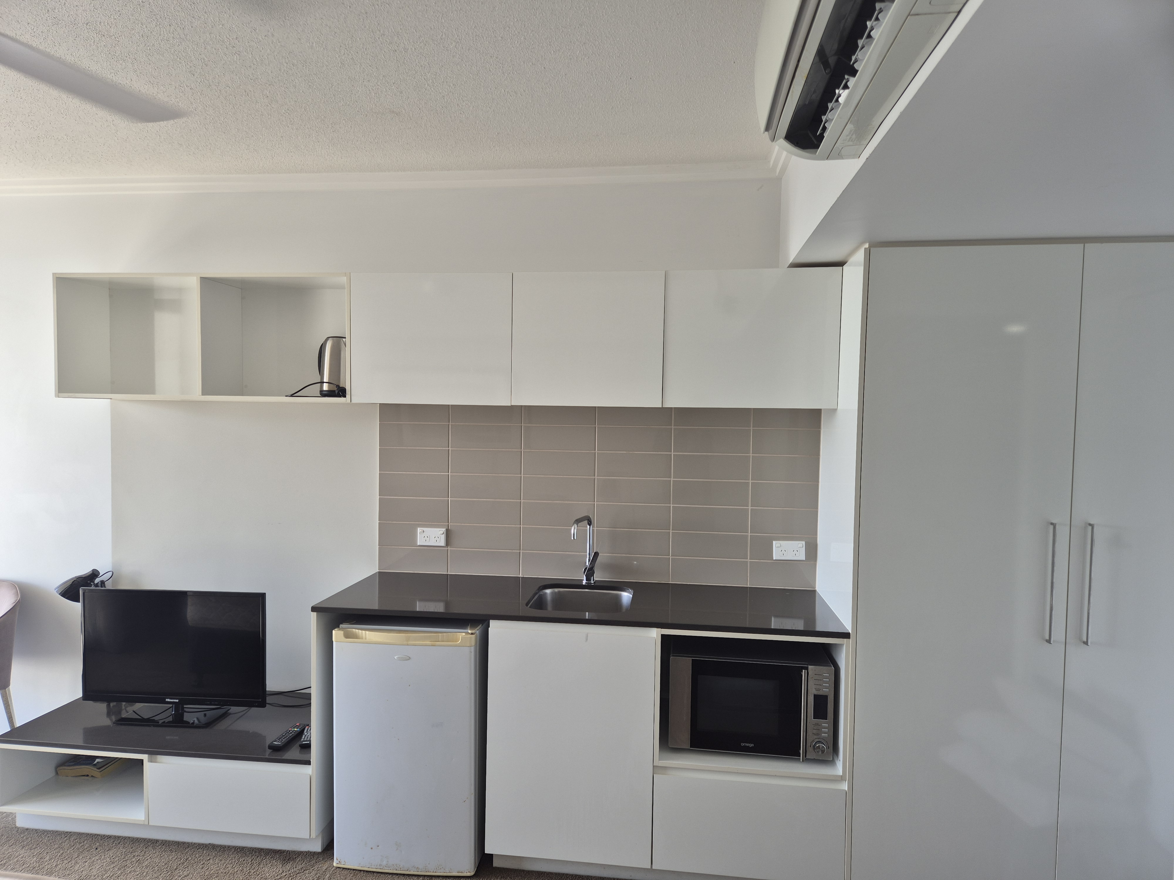 CARLYLE APARTMENTS UNIT 28B 23 ALFRED ST, MACKAY QLD 4740, 0 غرف, 0 حمامات, Studio