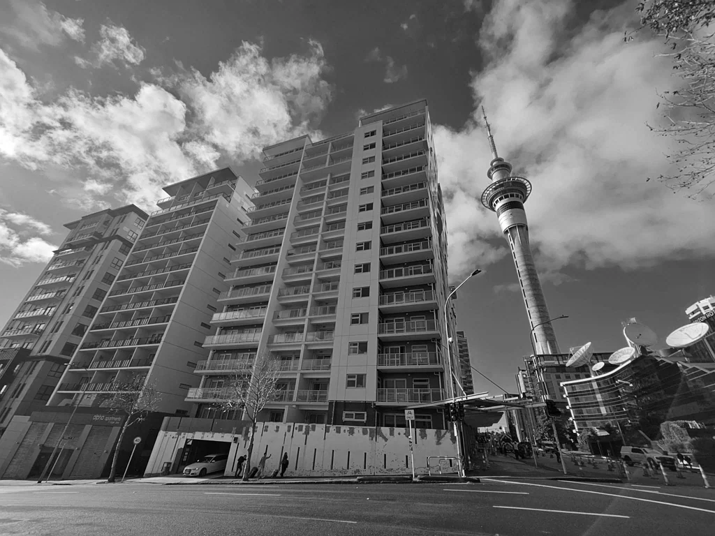 Auckland Central 2房  HIGH COURT SALE