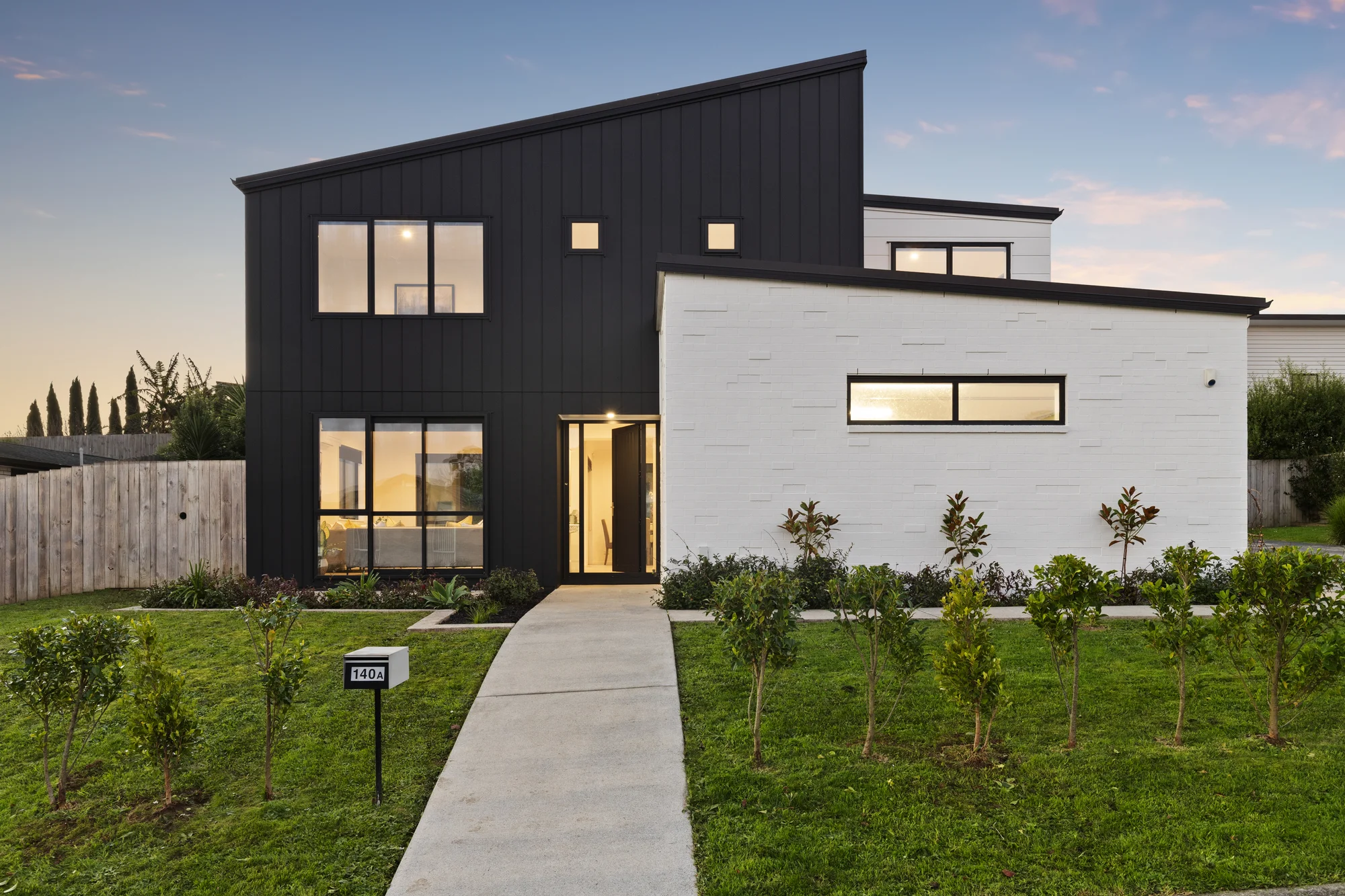 Pukekohe 4غرفة نوم Stylish, spacious & perfectly positioned