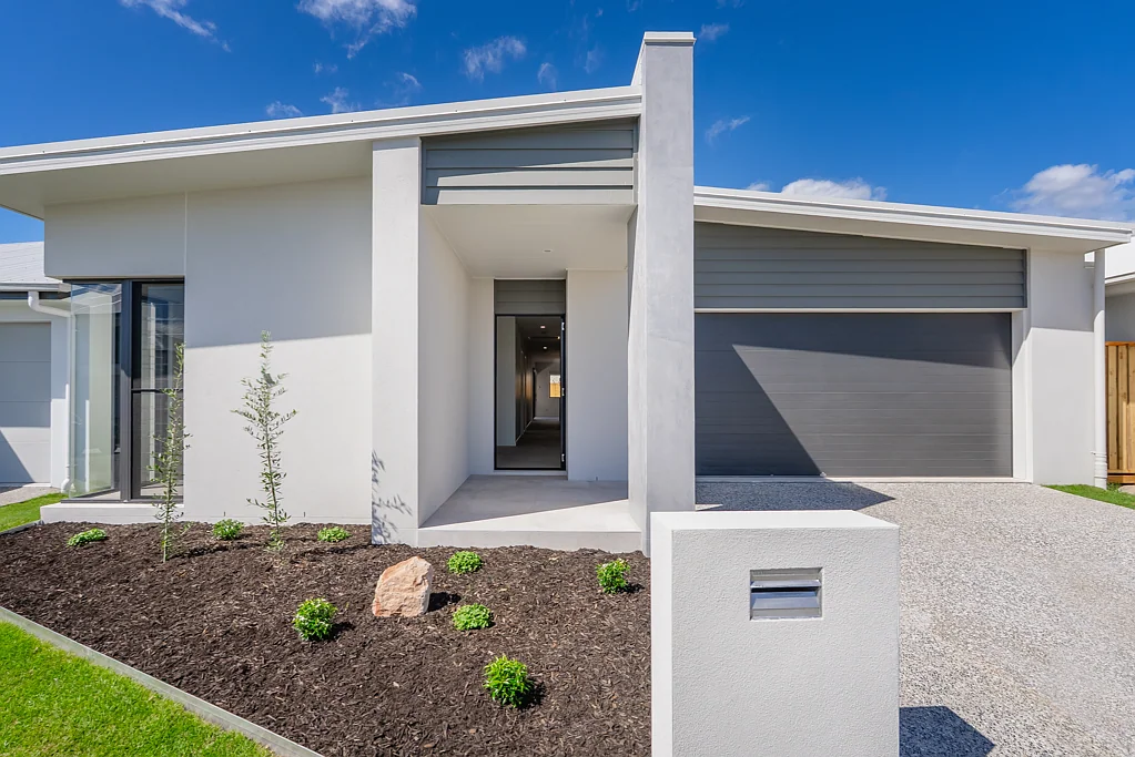 9 Pinbarren Street, Banya, QLD 4551