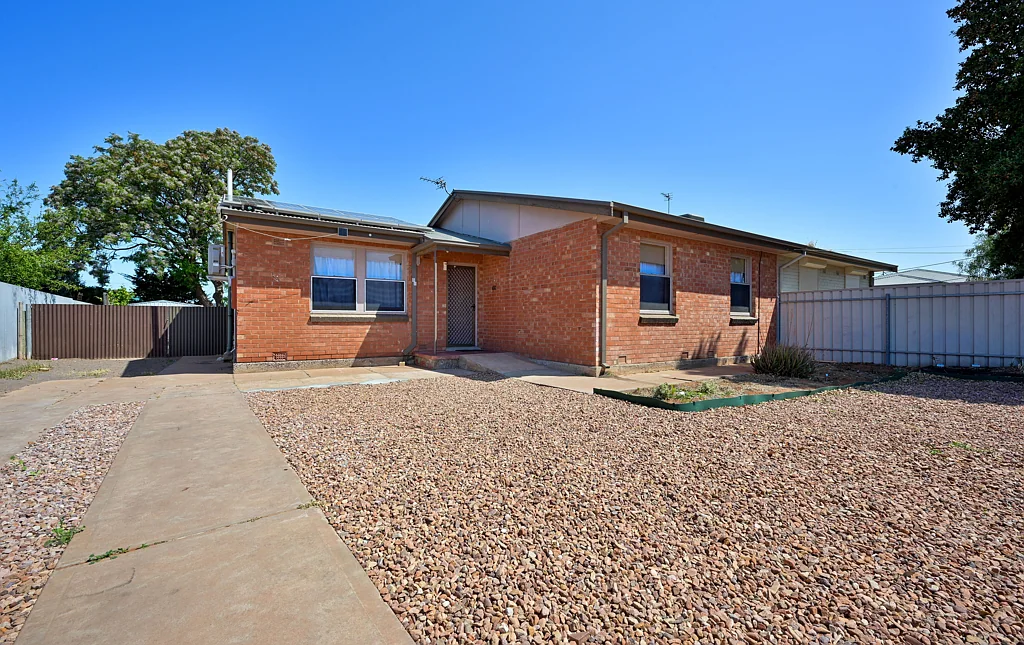 33 Scott Street, Whyalla Stuart, SA 5608