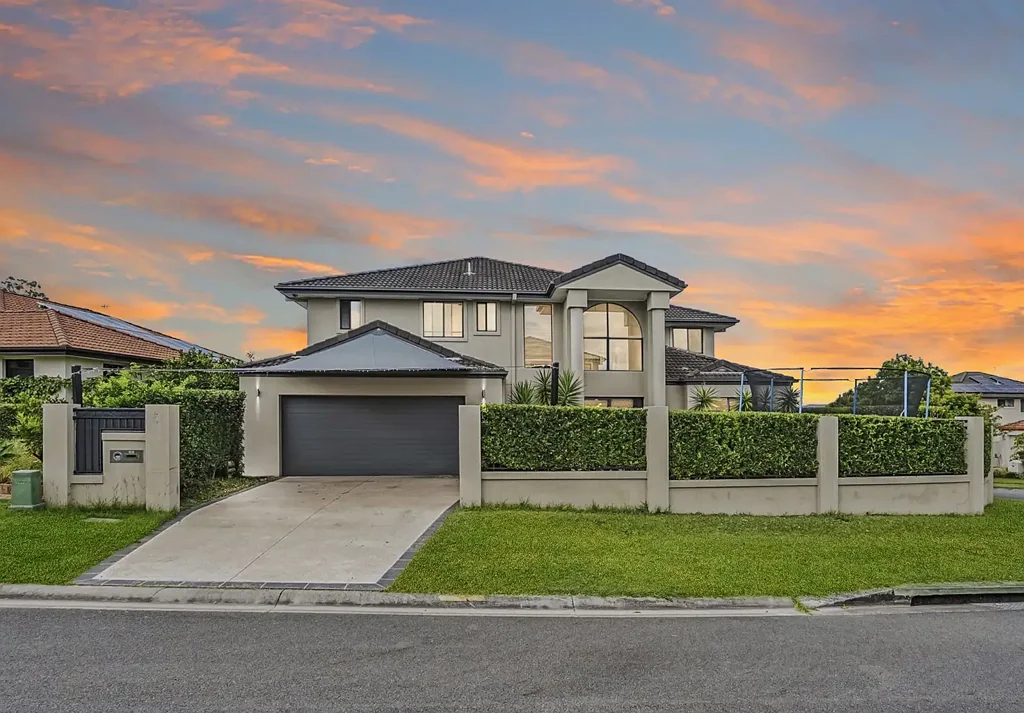 1 Viewridge Way, Molendinar, QLD 4214