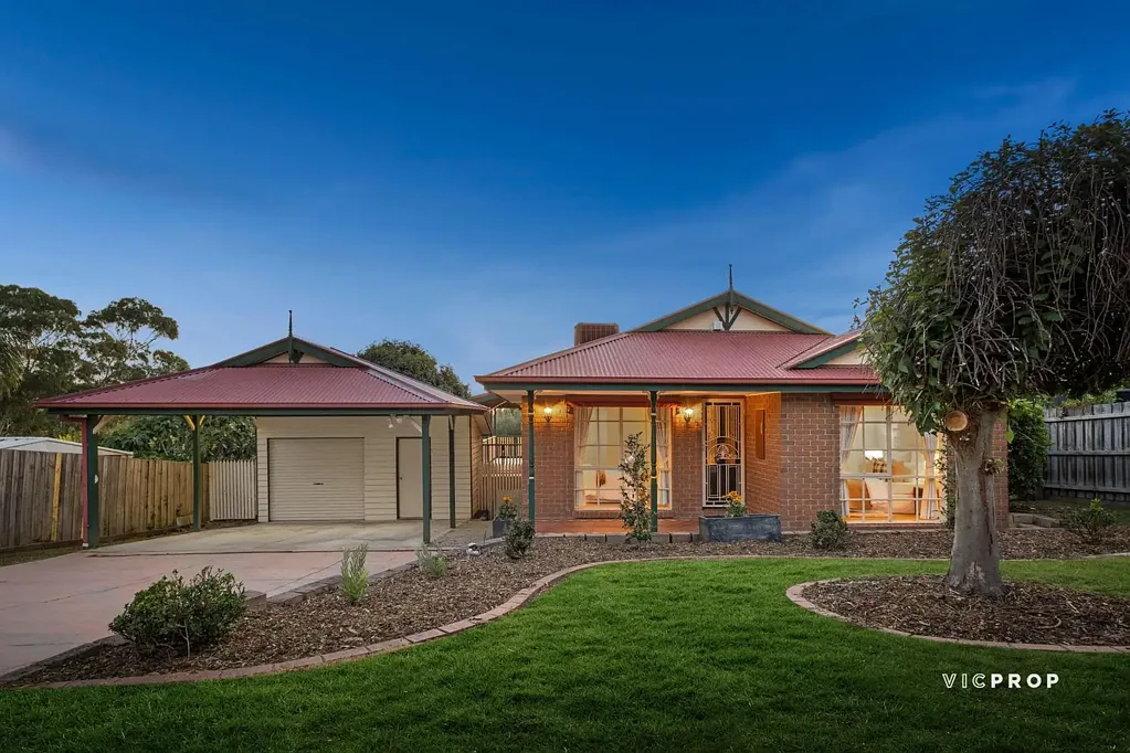5 Allora Avenue, Ferntree Gully, VIC 3156