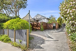 32a Mitchell Street, Mornington