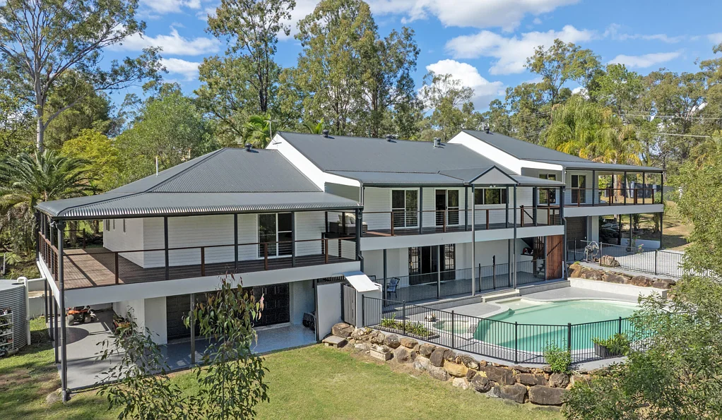 Cedar Vale 4chambre Acreage Living Without Compromise - Lifestyle & Endless Possibilities on 10 Acres