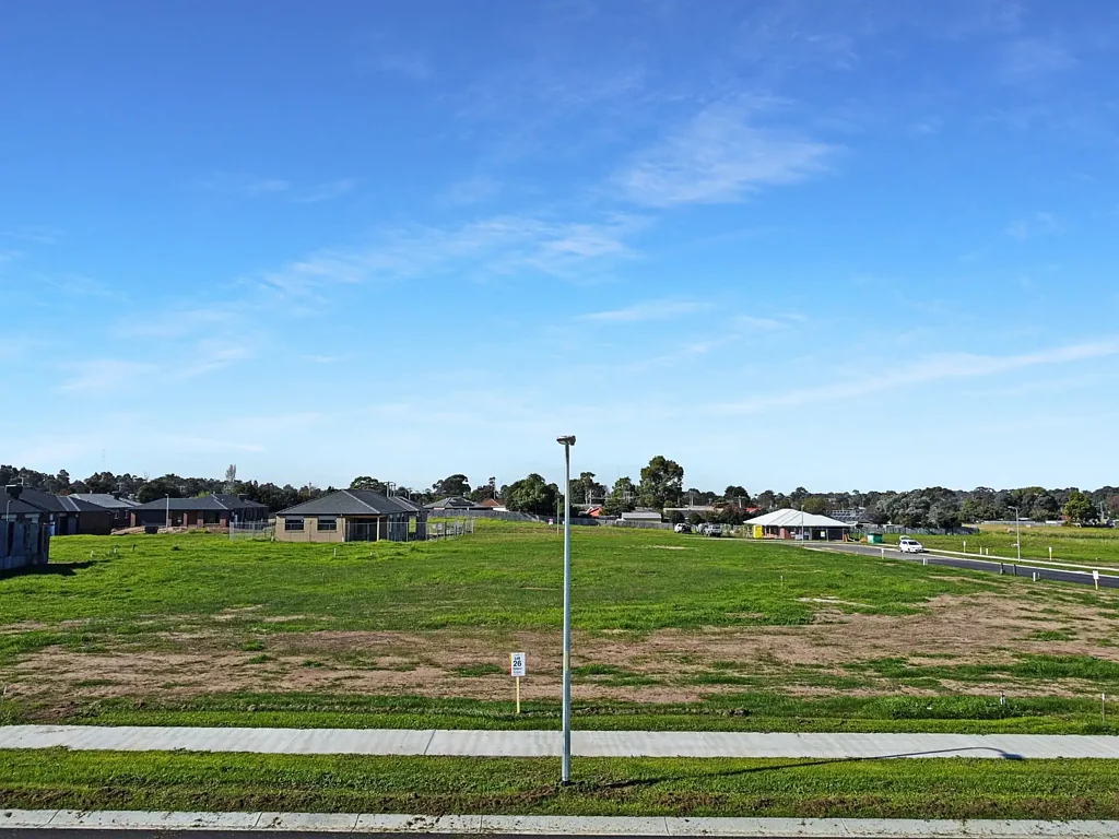 East Bairnsdale AFFORDABLE LAND IN A THRIVING ESTATE