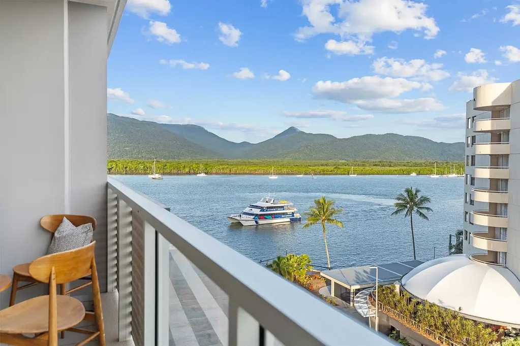 706/1 Marlin Parade, Cairns City, QLD 4870
