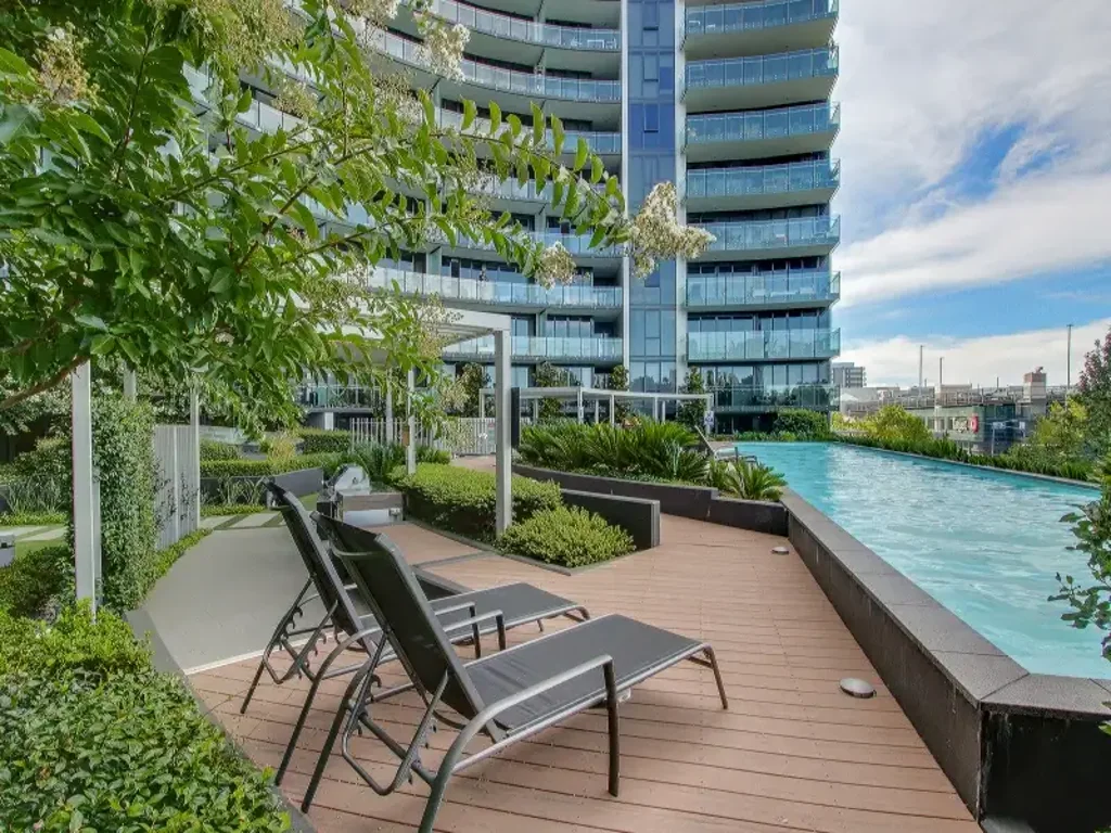 Laid Back Living in Canberra City