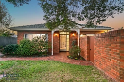 1/32 Goe Street, Caulfield South