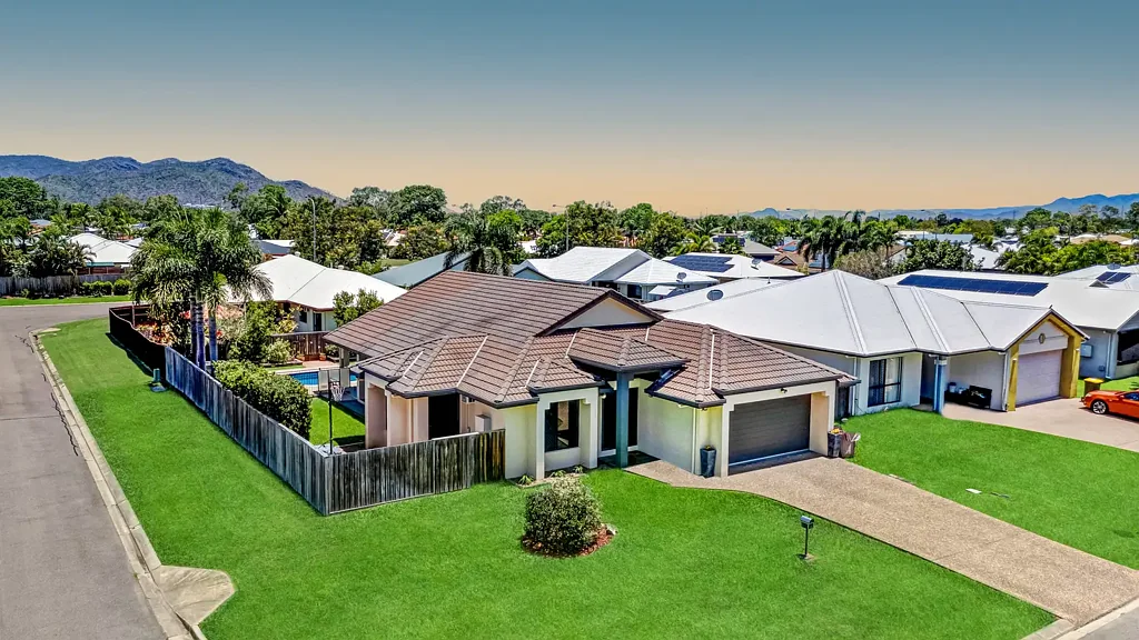 4 Montebello Circle, Kirwan, QLD 4817