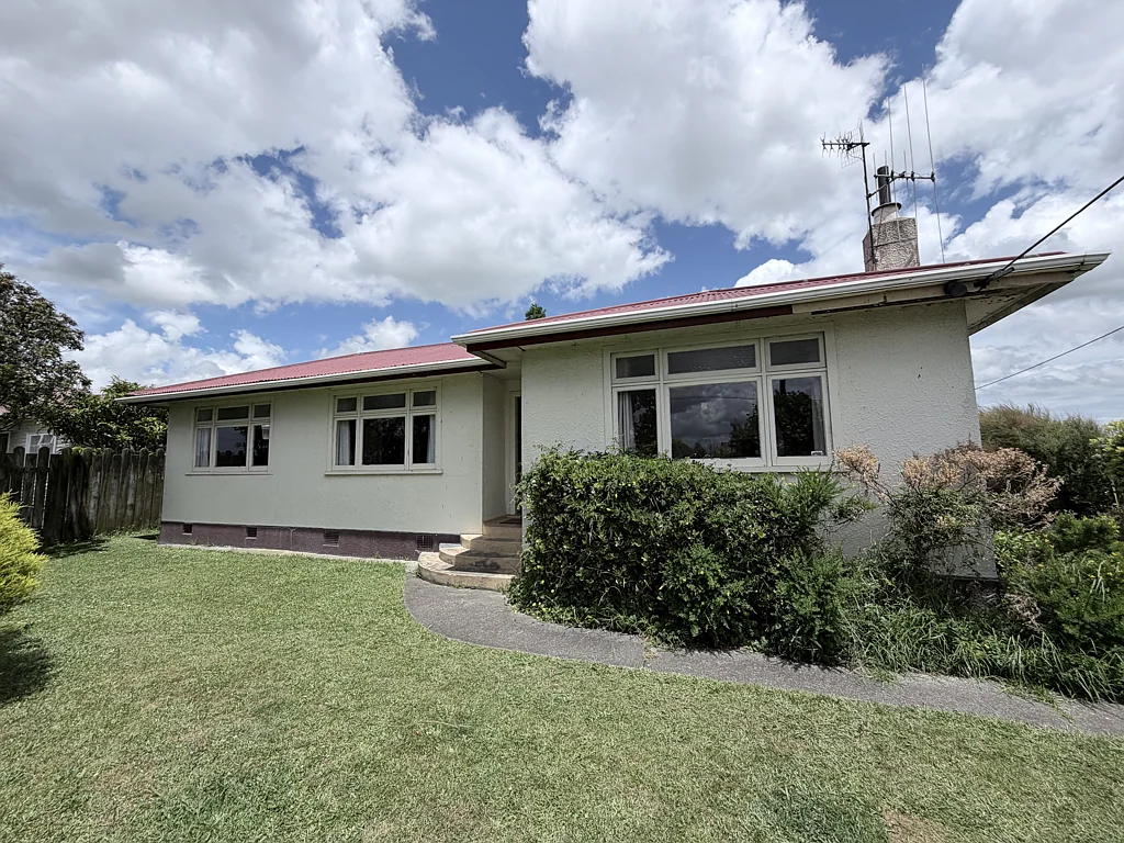 Three Bedroom Rental Sanson