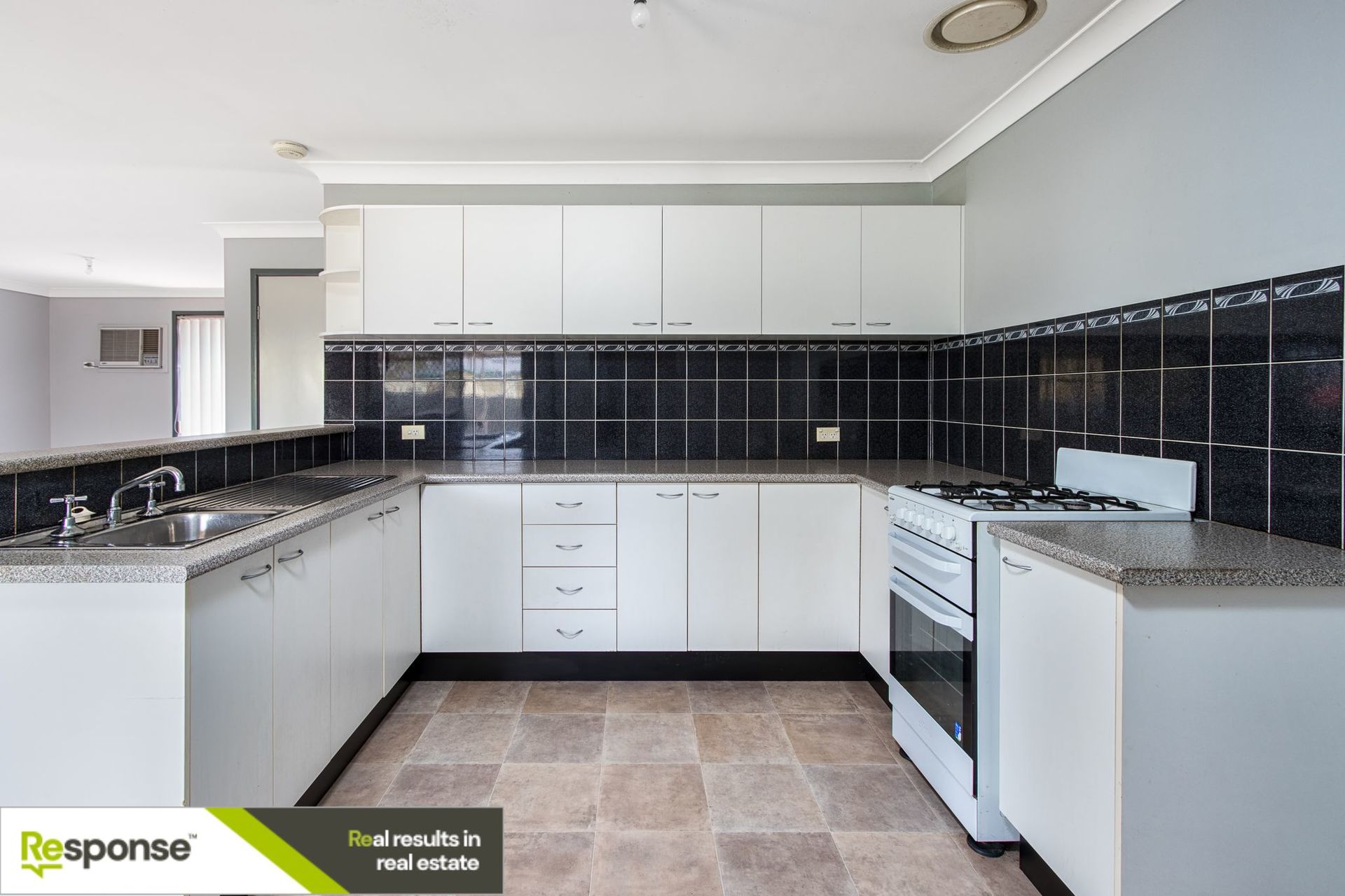 14 AZZOPARDI AV, GLENDENNING NSW 2761, 0 غرف, 0 حمامات, House