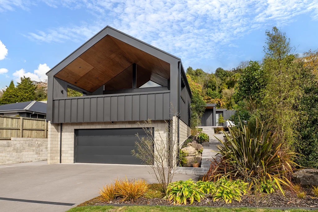 Tihiotonga 4ਬੈੱਡਰੂਮ Crafted for Comfort, Designed for Impact