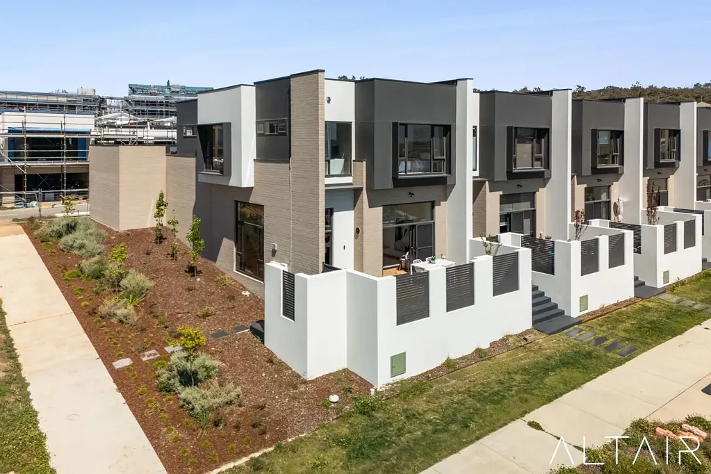 Denman Prospect 4Kwarto Separate title, north-east facing living with stunning views
