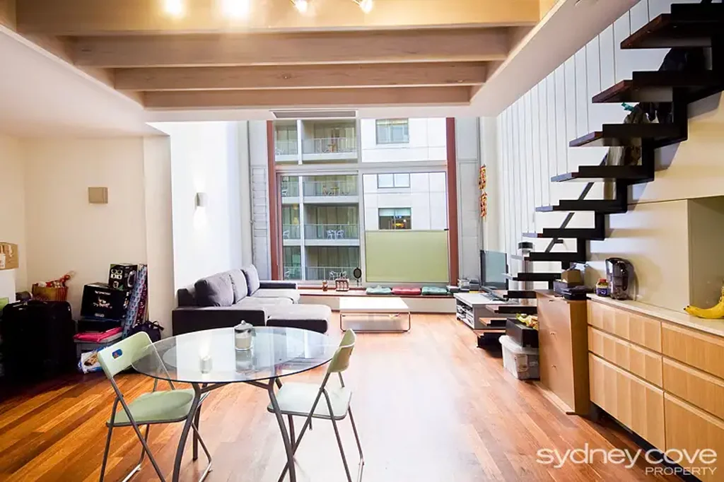 NEW YORK STYLE LIVING | Unfurnished