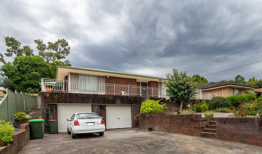 35 Chartwell Way, Swan View, WA 6056