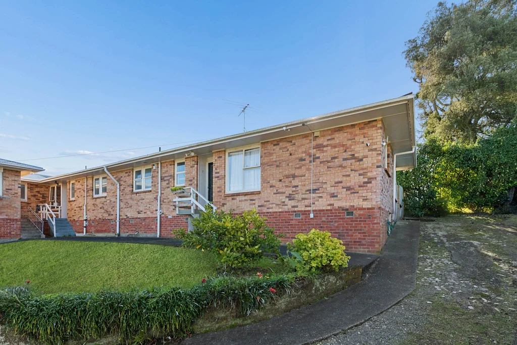 Manurewa 2chambre URGENT SALE – PRIME MANUREWA LOCATION!