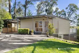 10 Hillside Road, Cockatoo