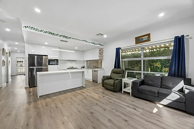 4 George Crescent, Noarlunga Downs, SA 5168, 3 રૂમ, 2 બાથરૂમ, House