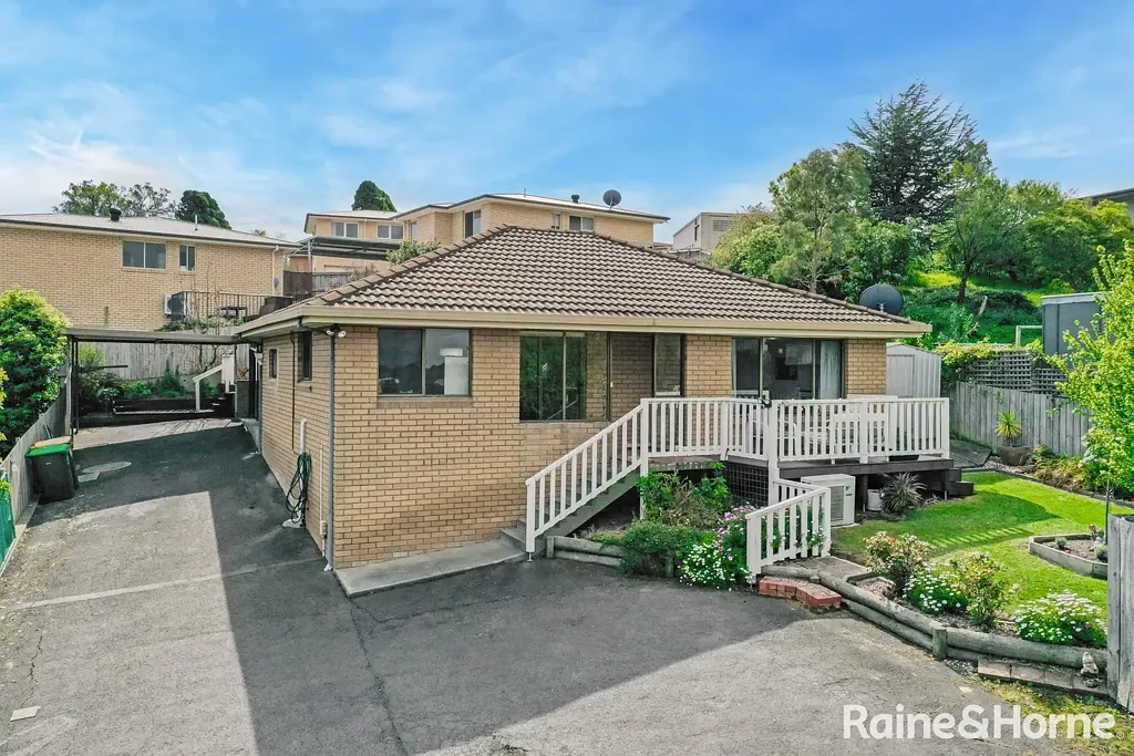 1/2 Chestnut Avenue, Lutana, TAS 7009
