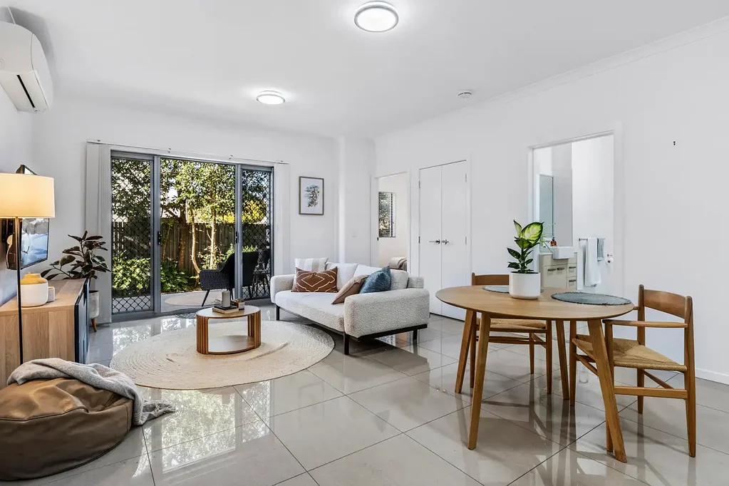 1/12 Drayton Terrace, Wynnum, QLD 4178