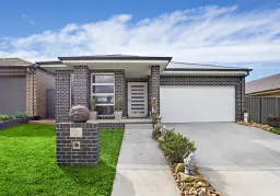 34 Bartlett Crescent, Calderwood