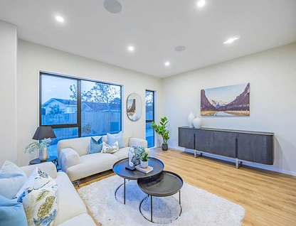 16A Vanbrugh Place, Bucklands Beach, Manukau City, Auckland, 4房, 2浴, 独立屋