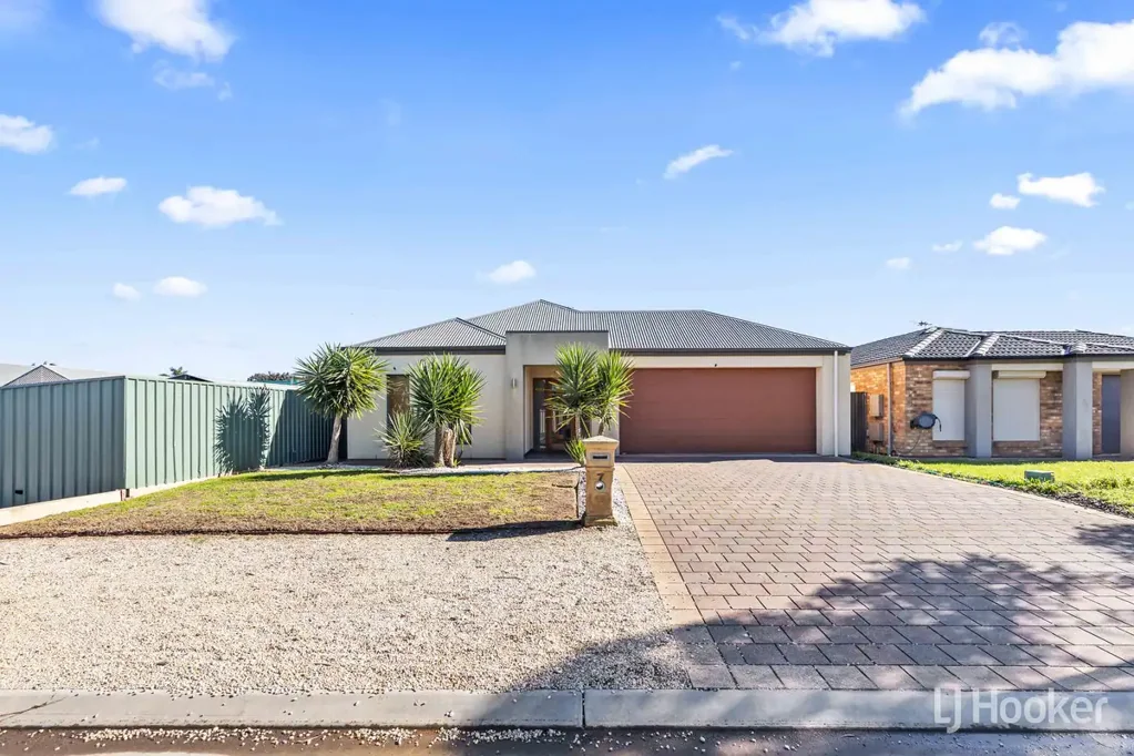 Munno Para West 3房  Quality Living with Space to Entertain