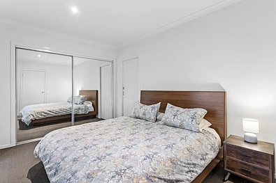 2/74B Williams Street, Frankston, VIC 3199, 3房, 2浴, Townhouse