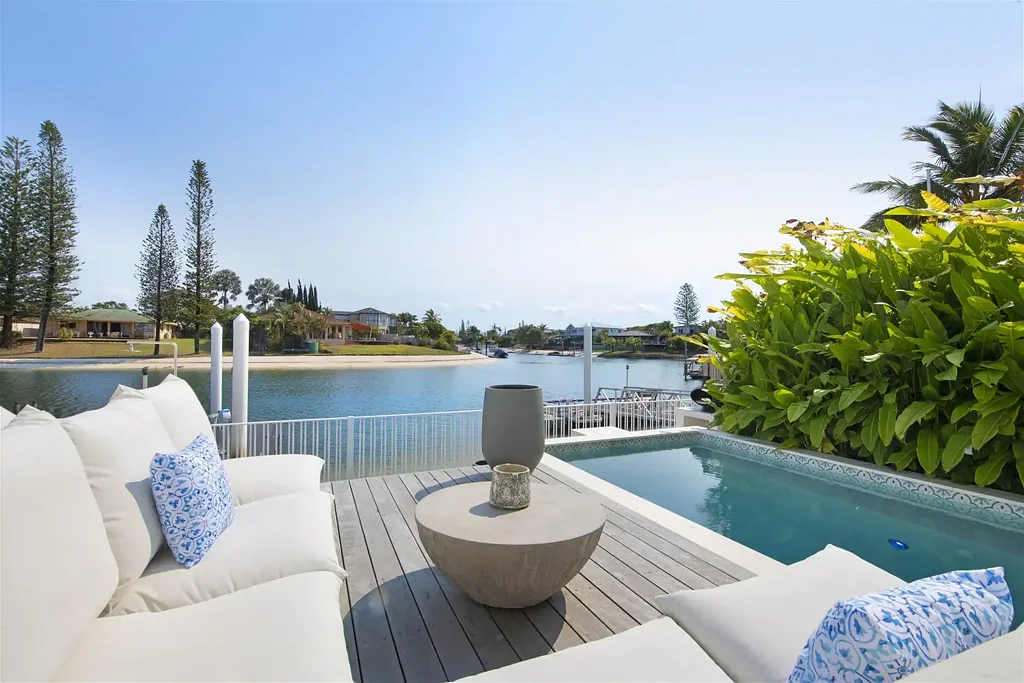 $3,500 per week, fully furnished & inclusive of utilities