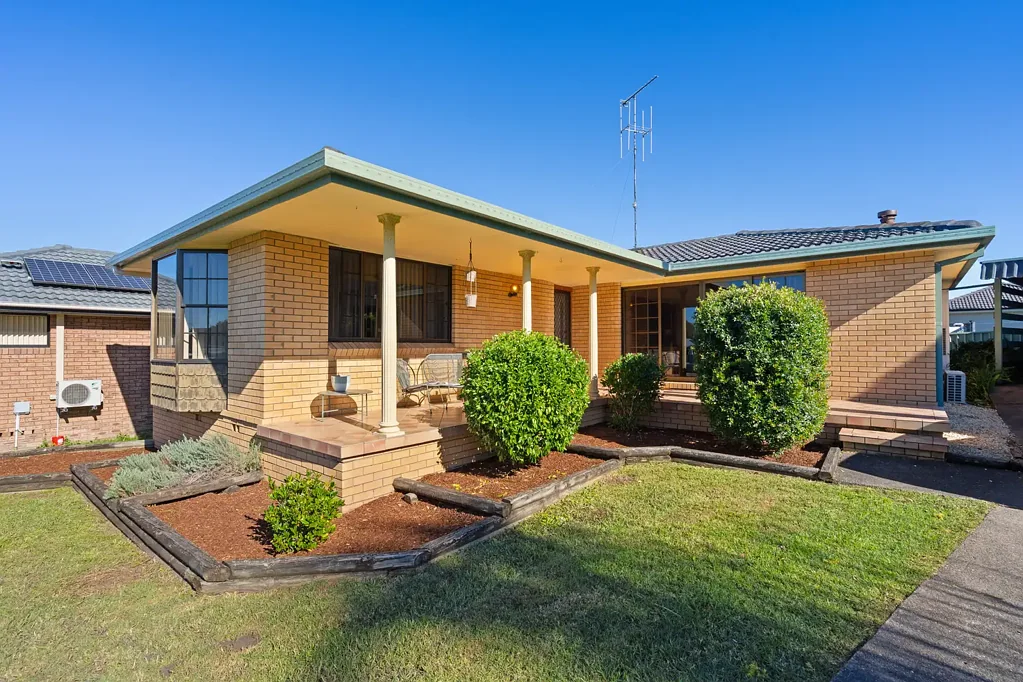 16 Wootton Crescent, Taree, NSW 2430