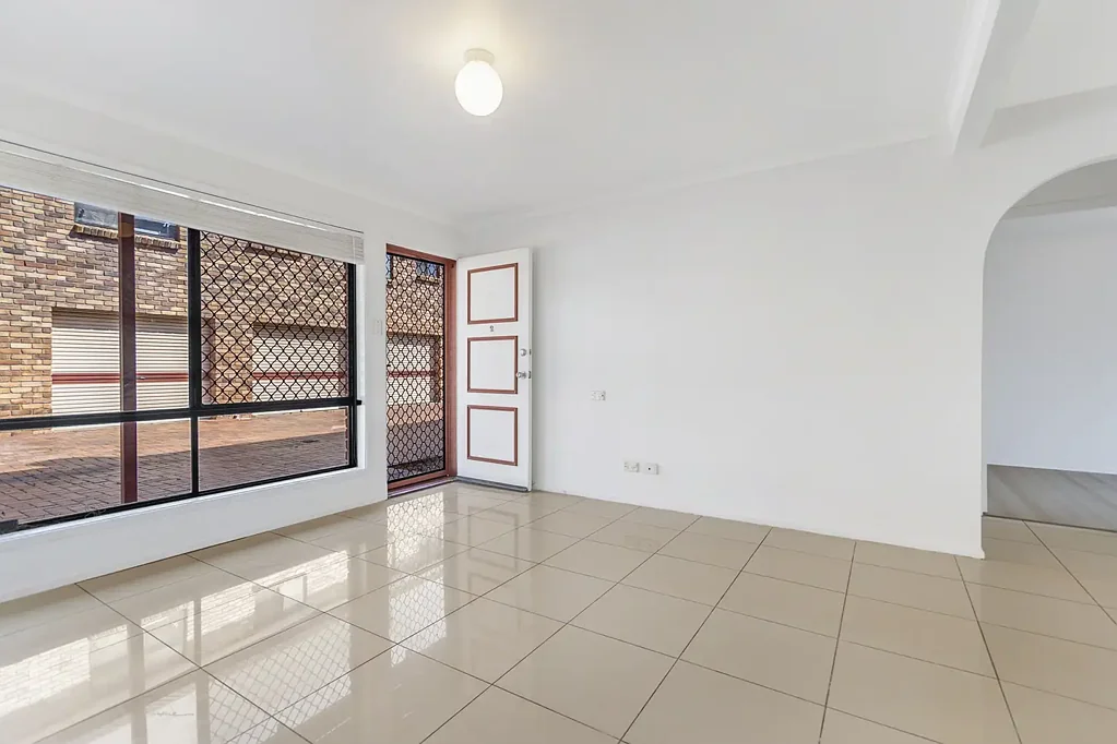 Mount Warren Park 3कमरा Modern Comfort & Convenience in the Heart of Mount Warren Park! MUST BE SOLD!
