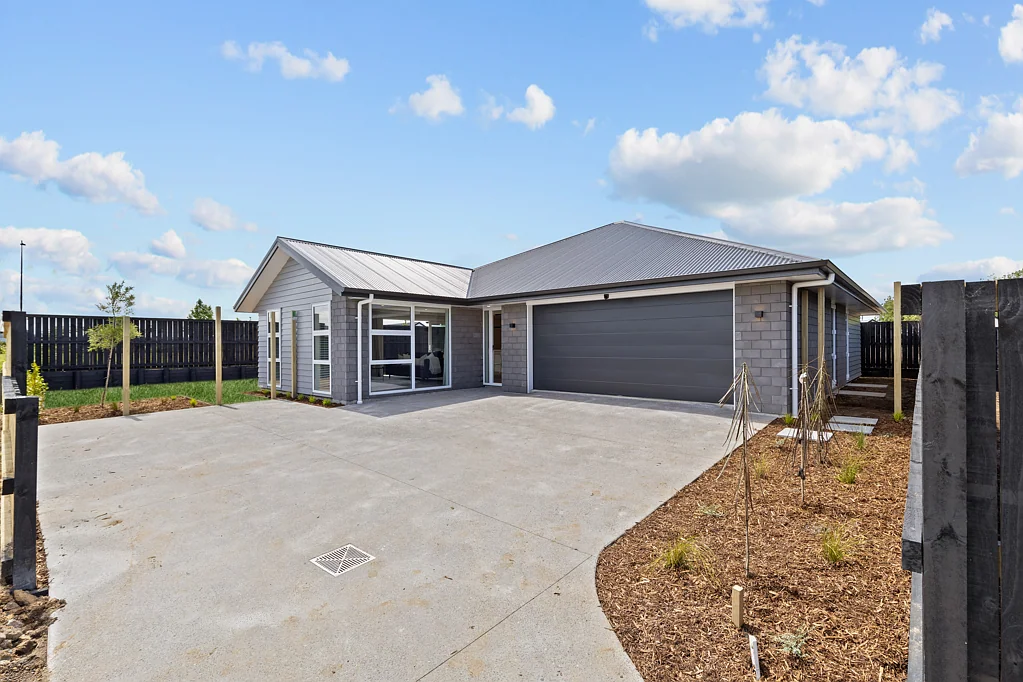 Morrinsville 4कमरा Modern Living on Cobham