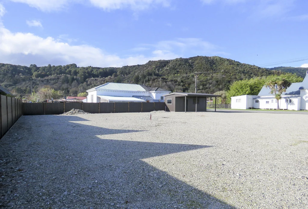Reefton Ready and Waiting