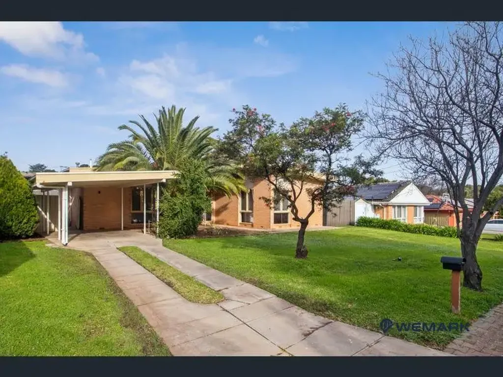 Easy Living in the Heart of Valley View